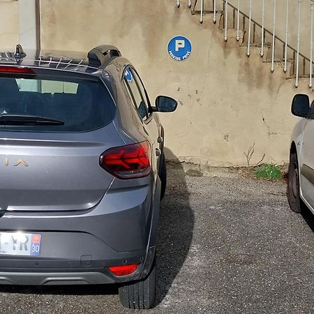 Maison Quai De La Fontaine Plus Parking Nîmes Exteriér fotografie